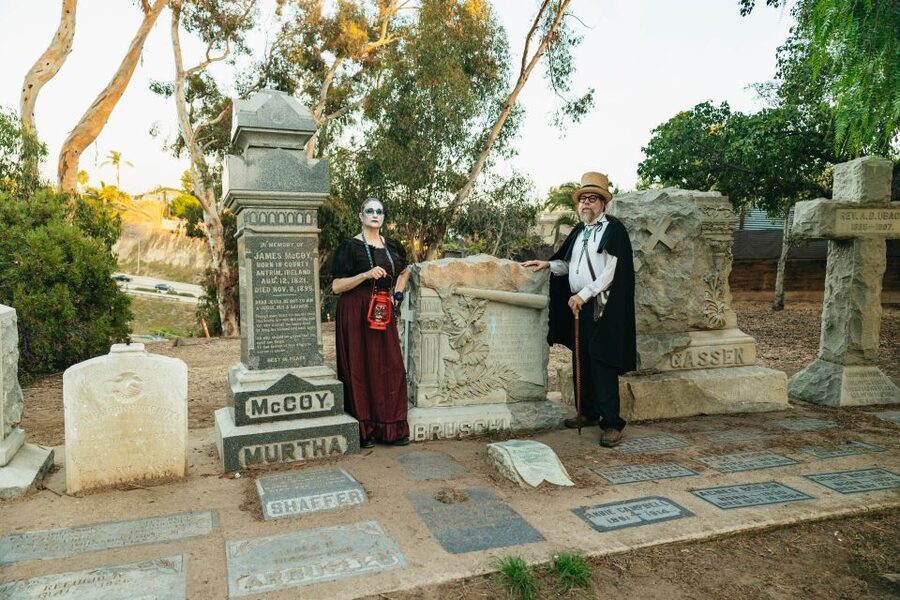 San Diego: Ghosts & Gravestones Trolley Tour - Guide energy matters: Alfredo, Amy, and the ghost-name style